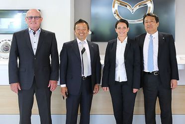 Präsident von Mazda Japan bei Auto Saurer – eine große Ehre!